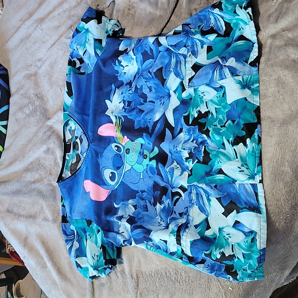 Scrub Top